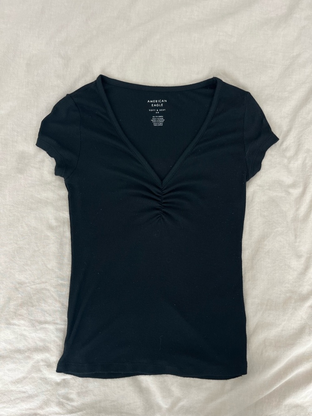 American Eagle Outfitters Black Ribbed V-Neck Ruched Short Sleeve Top